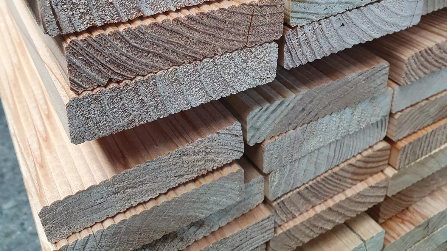 AKTION Terrassendiele deutsche Lärche 20x95mm, Länge 3,00m, fein/fein, A/B/C unsortiert