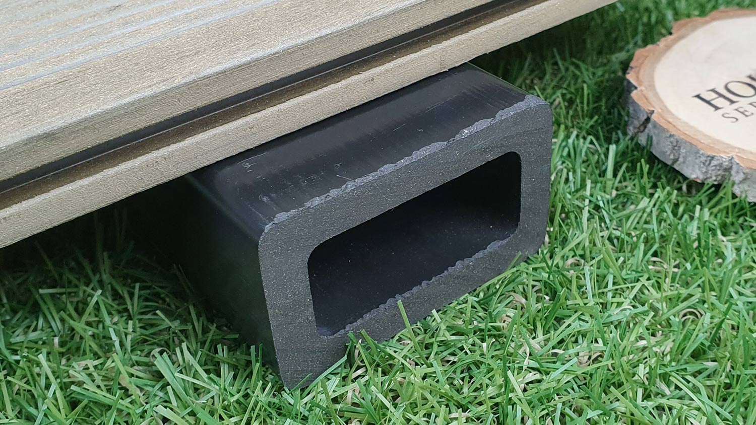 VIVADECK® WPC Unterkonstruktion 42x70mm, Länge 3,95m, VD010