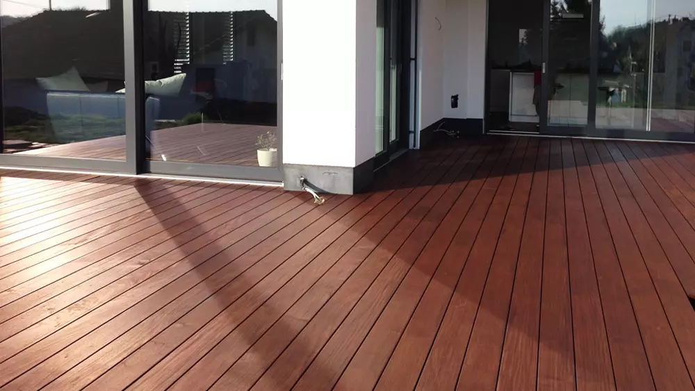 Terrassendiele Ipe, 21x145mm, Länge 3,66m, Prime, glatt/glatt Terrassendiele Ipe, 21x145mm, Länge 3,66m, Prime, glatt/glatt