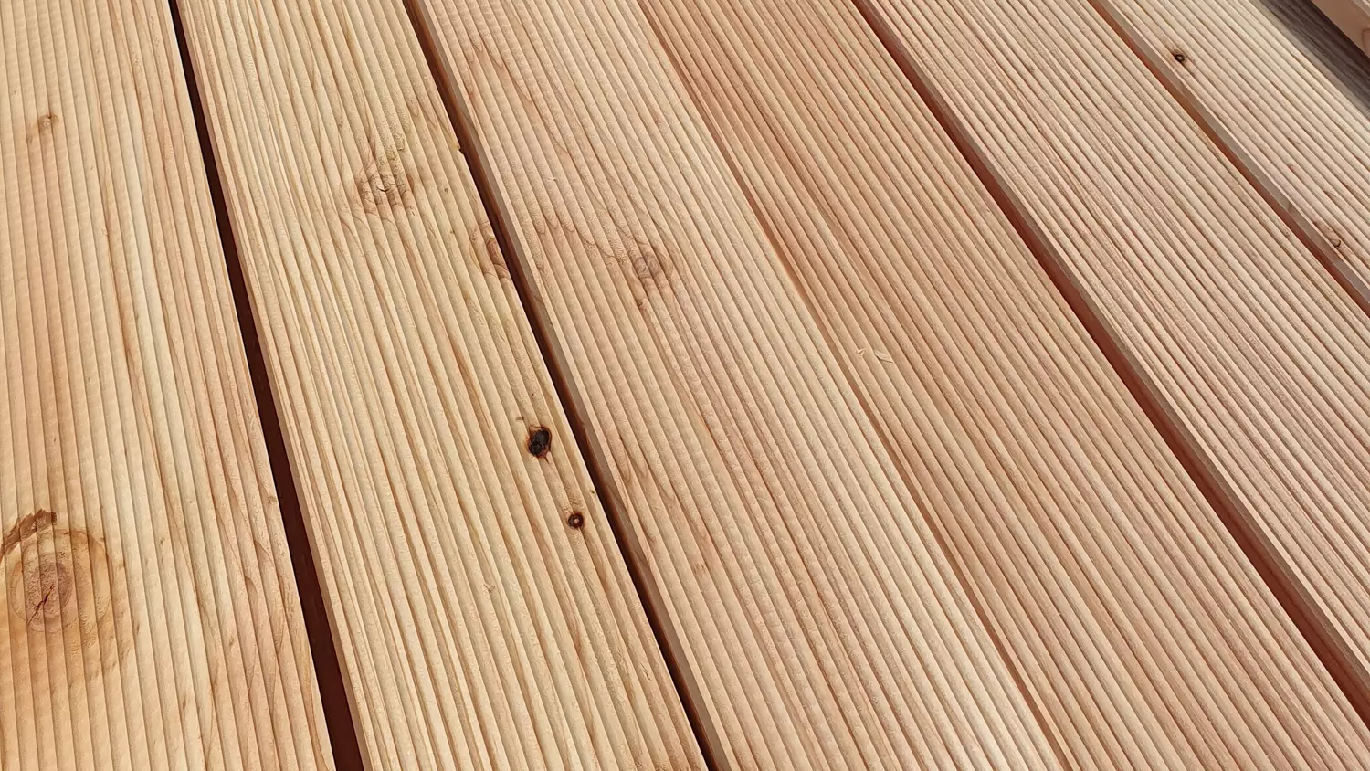 AKTION Terrassendiele deutsche Lärche 20x95mm, Länge 3,00m, fein/fein, A/B/C unsortiert