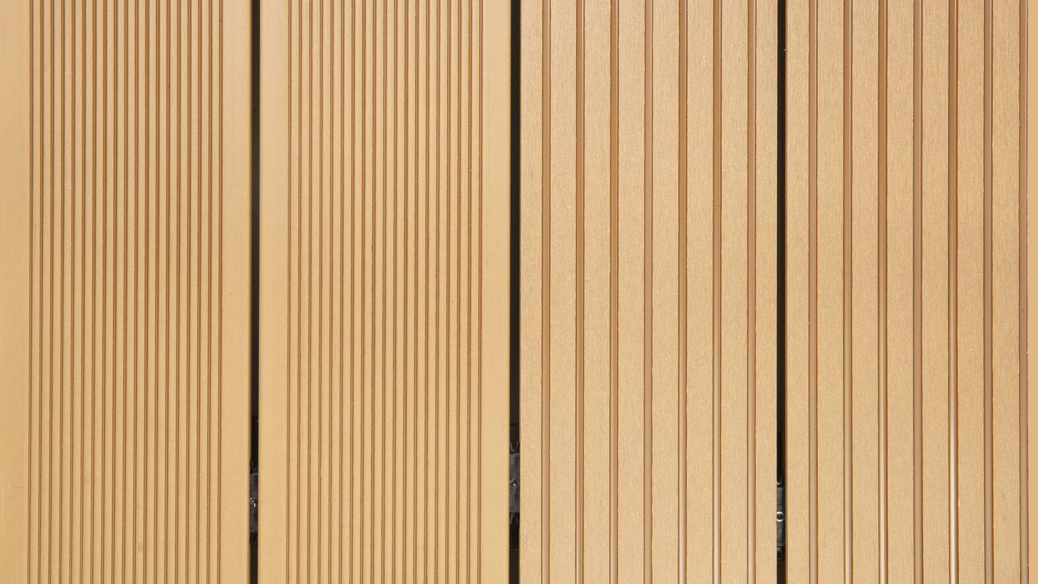 VIVADECK® WPC Terrassendiele Bangkirai, 24x142mm, Länge 3,95m, grob/fein, Oval-HK