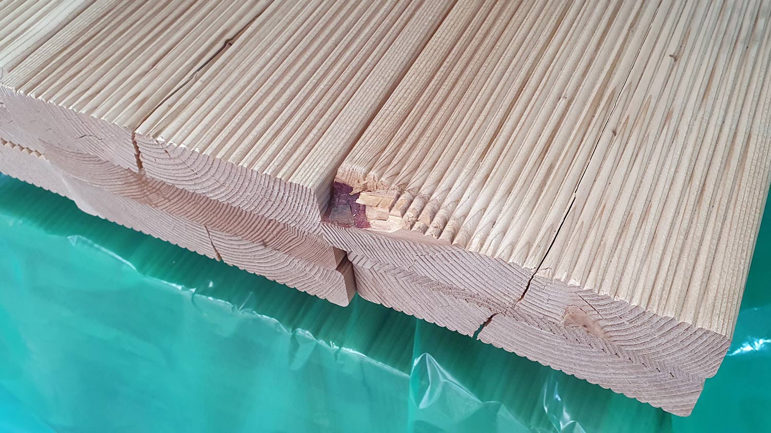 SALE CANADIX Terrassendiele kanad. Lärche, 27x143mm, Länge 5,18m, fein/fein, B/C  